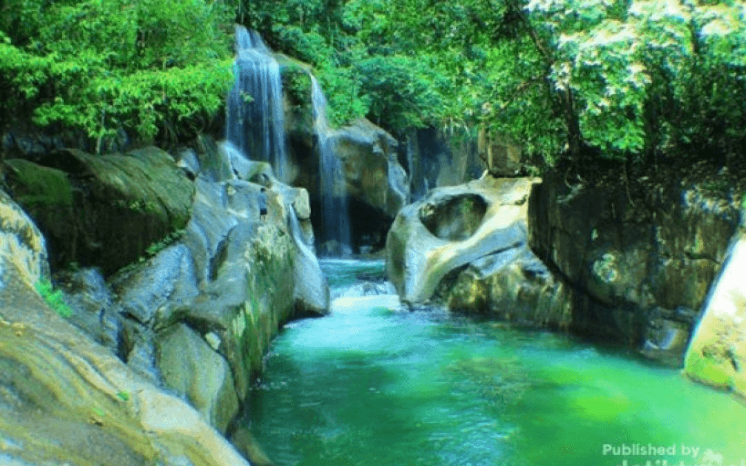Perjalanan ke Air Terjun Nyarai Pariaman