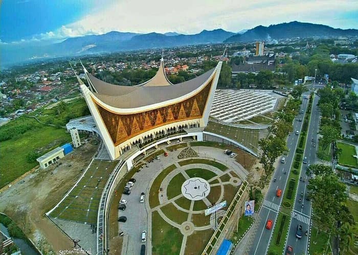Destinasi Paket Wisata 6 Hari 5 Malam