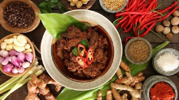 Mengenal berbagai kuliner khas Sumatera Barat, Sumber: food.detik.com
