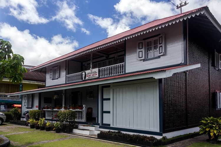 Rumah kelahiran Bung Hatta, Sumber: kemlu.go.id
