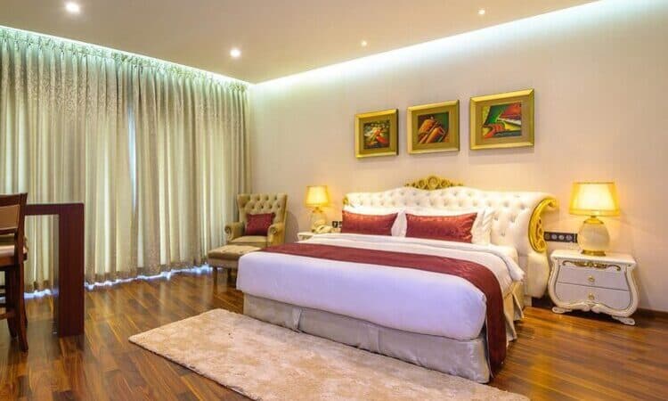 Hotel mewah di Padang, Sumber: parkregisgoa.in