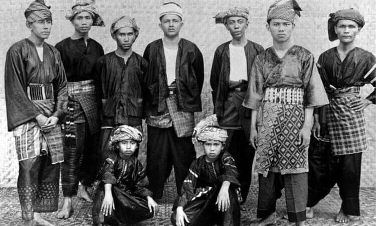 Nama suku di Sumatera Barat, Sumber: kumparan.com