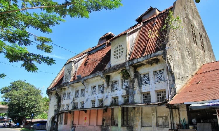 Kota Tua Padang, Sumber: getlost.id