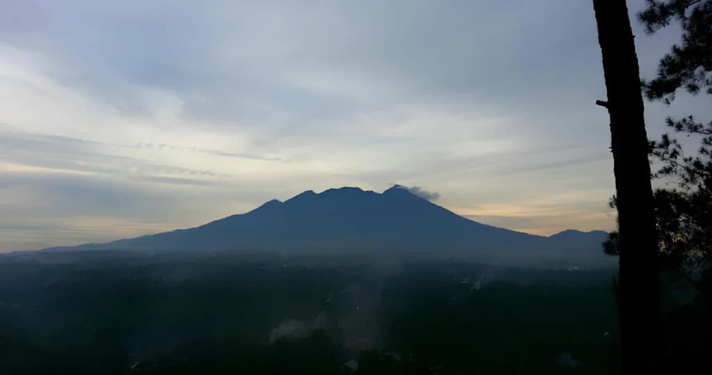 Puncak Sago