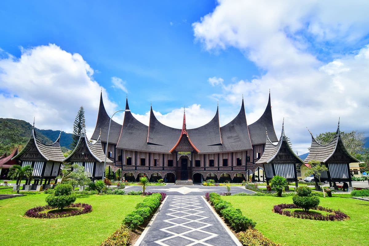 Tips Berwisata ke Sumatra Barat: Panduan Lengkap untuk Liburan Nyaman dan Seru