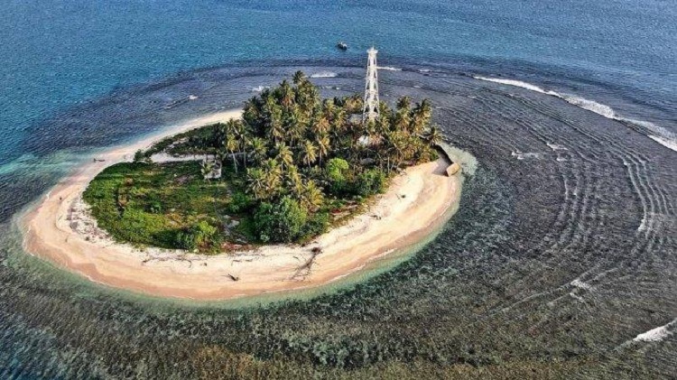 Indahnya Pulau Kasiak di Pariaman, Sumber: tribunnewswiki.com