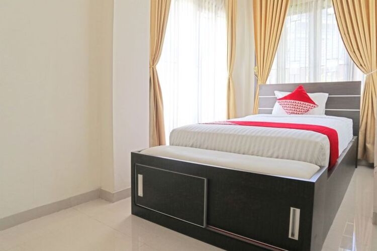 Penginapan murah di Padang, Sumber: pegipegi.com
